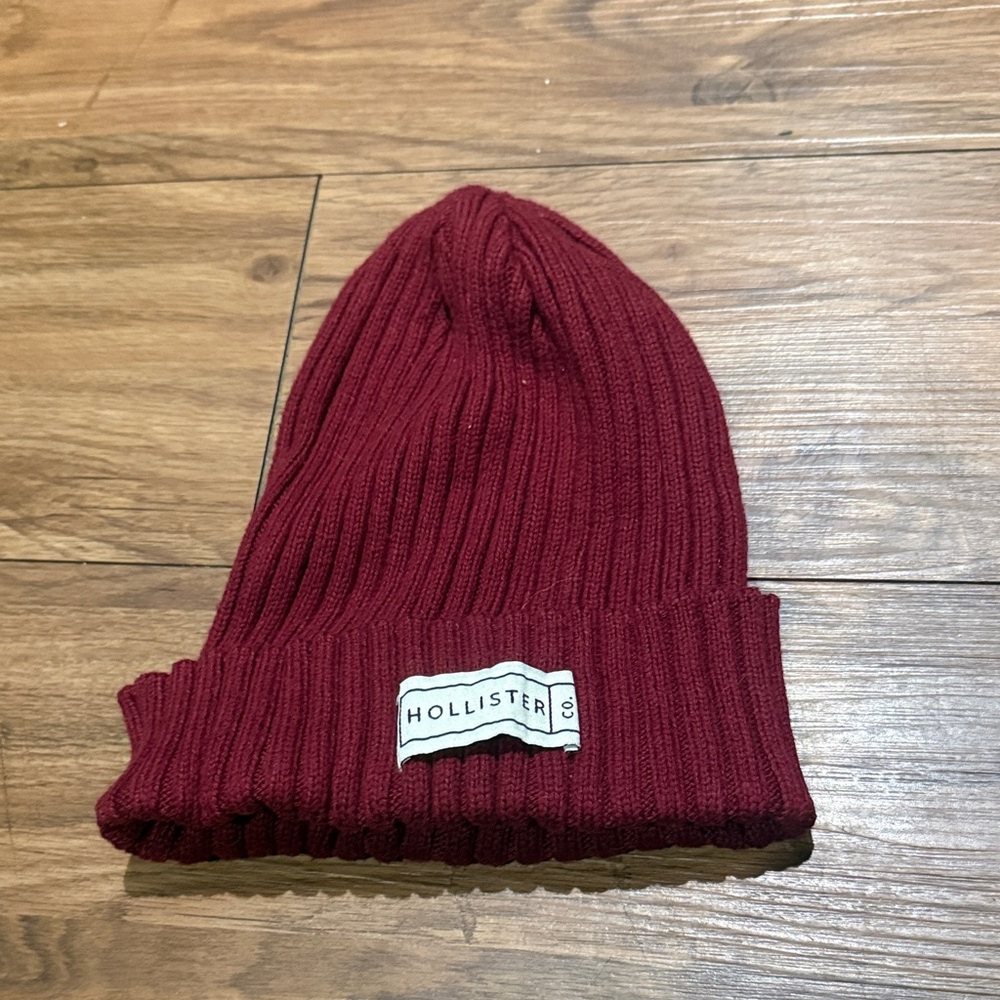 Hollister Maroon Ribbed Beanie